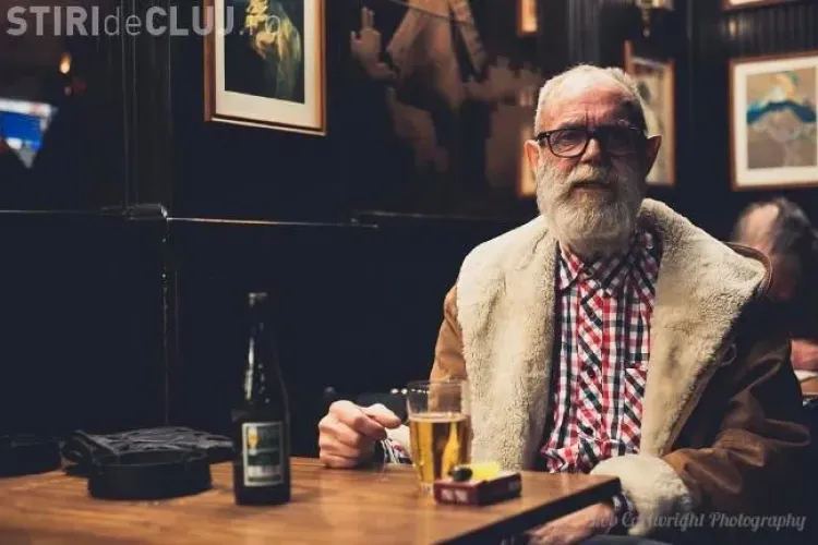 Când un student l-a jignit pe bătrân, acesta i-a replică prin doar câteva cuvinte