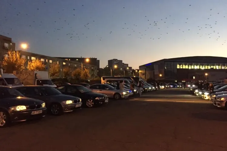 Secta BMW din Cluj s-a reunit la Sala Sporturilor – VIDEO