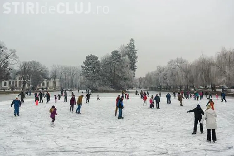 Lacul Chios s-a transformat în patinoar. Sute de clujeni au ieșit pe gheață FOTO