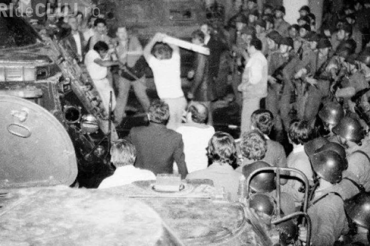 Iliescu, Roman, Măgureanu, Voican-Voiculescu, inculpați în dosarul ”Mineriada 1990”