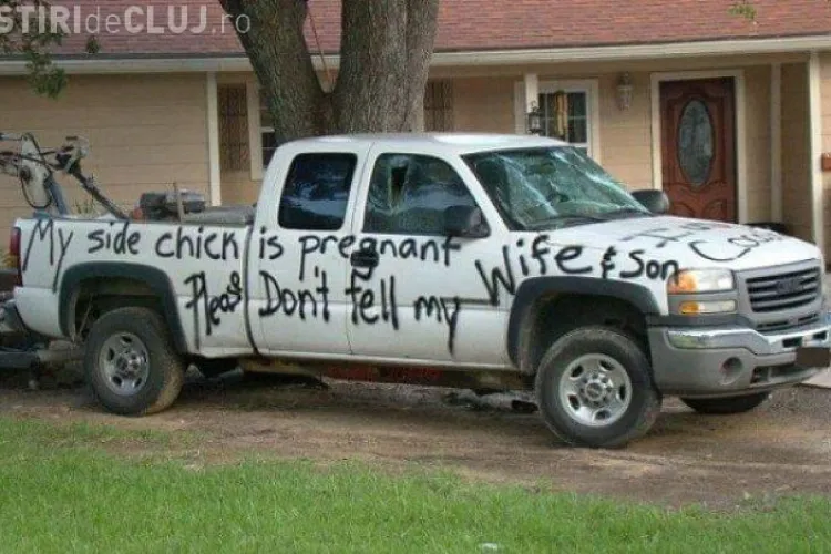 Şi-a prins soţul c-o înşela, iar răzbunarea a fost pe măsură. L-a făcut de râs