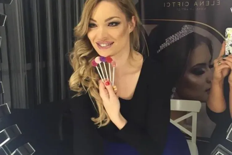 Valentina Pelinel, ceruta in casatorie de Revelion