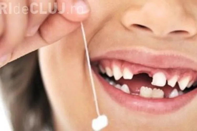 Părinţii nu trebuie să arunce dinţii de lapte ai copiilor! Cum i-ar putea ajuta