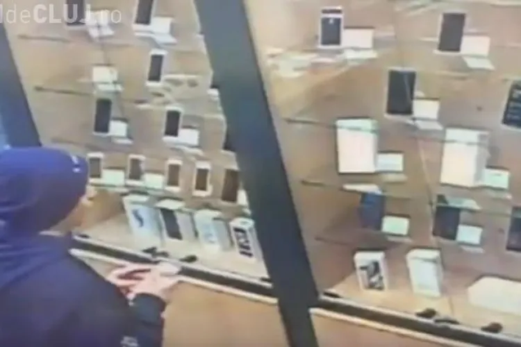 Hoț de telefoane în Mănăștur! Cum fură un iPhone 6s - VIDEO