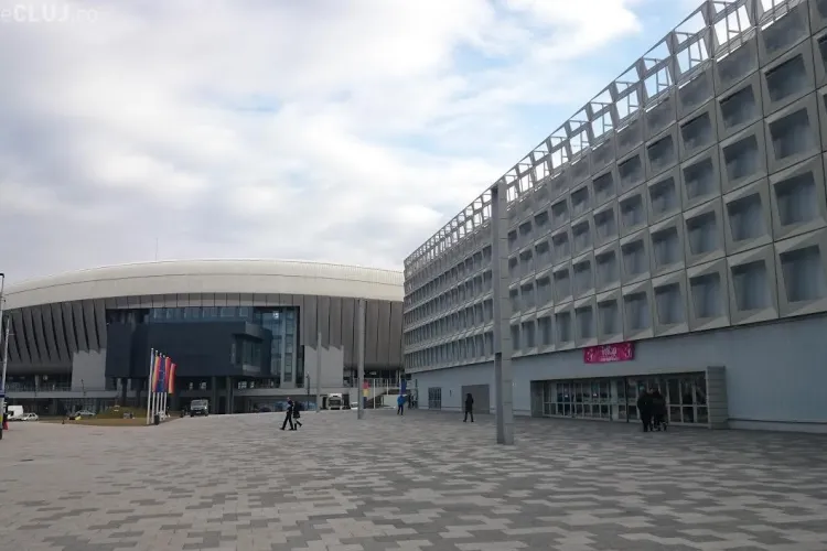 Modificarea Romexpo în ”polivalentă” e mai scumpă decât Sala Polivalentă de la Cluj, făcută de la zero