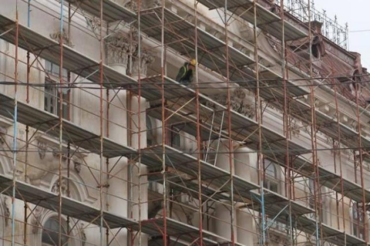 Impozit majorat cu 500% pentru 54 de clădiri degradate din centrul Clujului