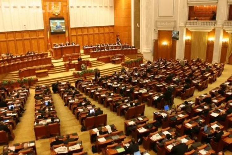 Parlamentul actual este cel mai ineficient din istoria post-decembristă