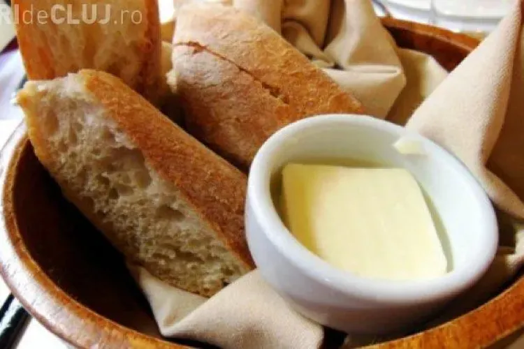 De ce nu e bine să mănânci pâinea de la restaurant   