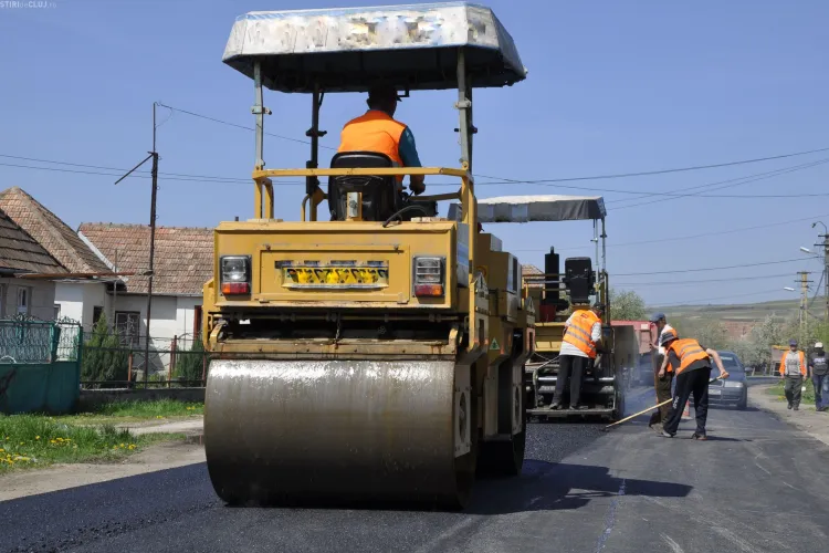 CJ Cluj a luat un credit de 50 de milioane de euro pentru a reabilita 500 km de drumuri județene