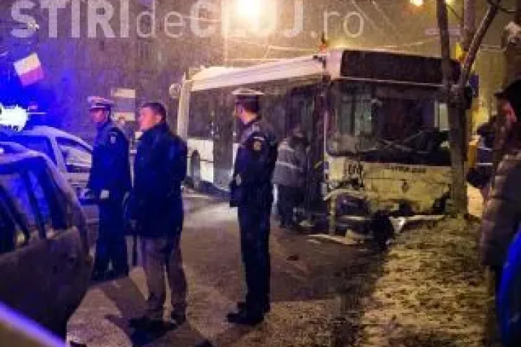 Teribilismul i-a băgat prietenii în spital! Accidentul de pe Nicolae Titulescu cauzat de un adolescent fără permis