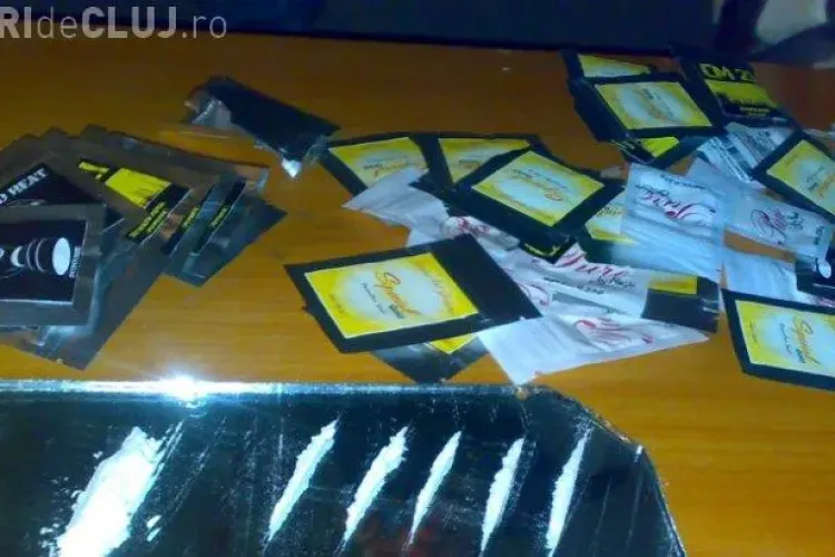 Droguri vândute cu 25 de bani plicul la magazinul ANAF