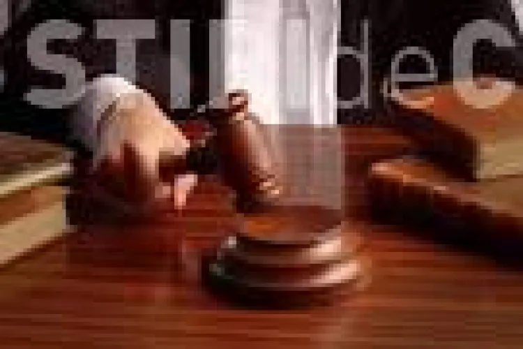 Decizie inedită a unei instanțe din România! A dezincriminat abuzul în serviciu
