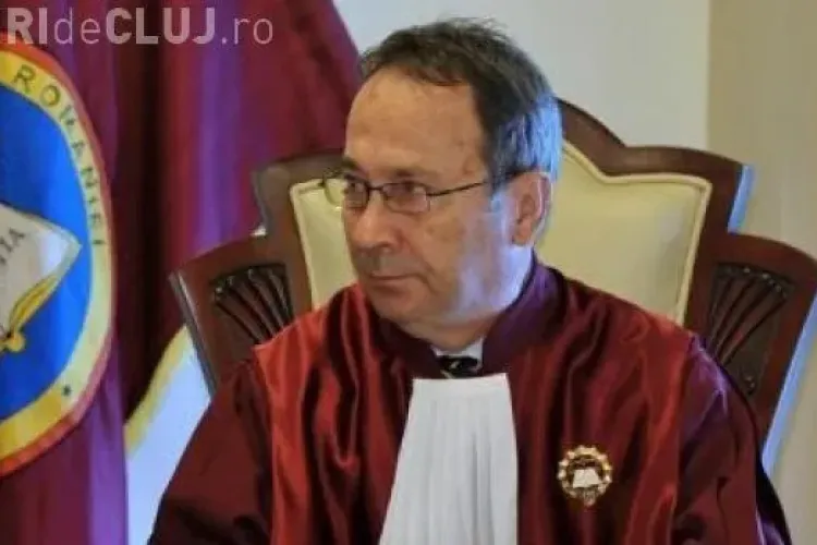 Preşedintele CCR: Parlamentul şi Guvernul să rezolve prin comunicare problema OUG 13