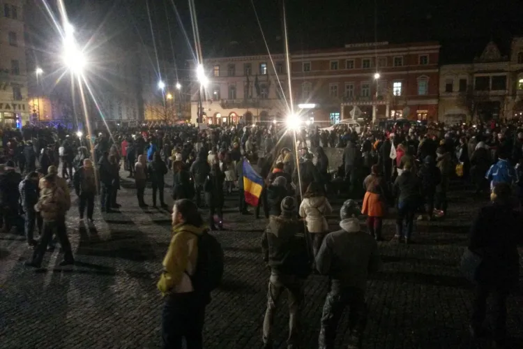 UPDATE Număr record de manifestanți la Cluj! 45.000 de persoane participă la manifestații  FOTO/VIDEO