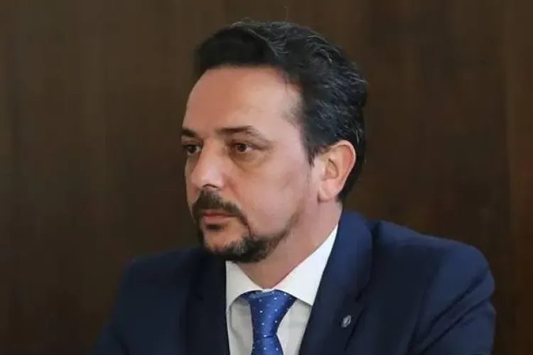 Un secretar de stat din Guvernul Grindeanu și-a dat demisia: Ne vedem în stradă