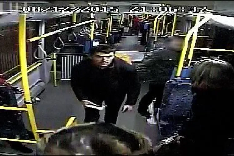 Cluj: Un șmecheraș fără bilet i-a atacat pe controlori cu un spray paralizant. Cine îl recunoaște - FOTO