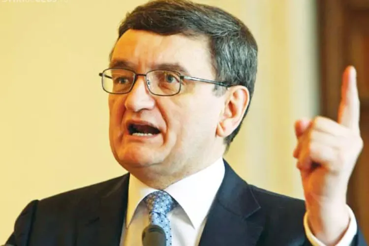 Avocatul Poporului, Victor Ciorbea: Am decis să ridic la CCR excepţia de neconstituţionalitate pentru OUG de modificare a Codurilor penale