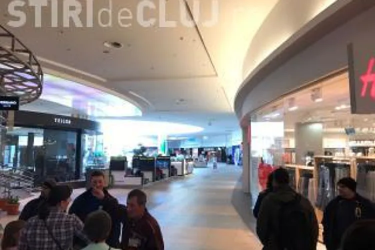 Alarmă falsă cu bombă la Polus! Cum a fost prins bărbatul care a băgat autoritățile în sperieți