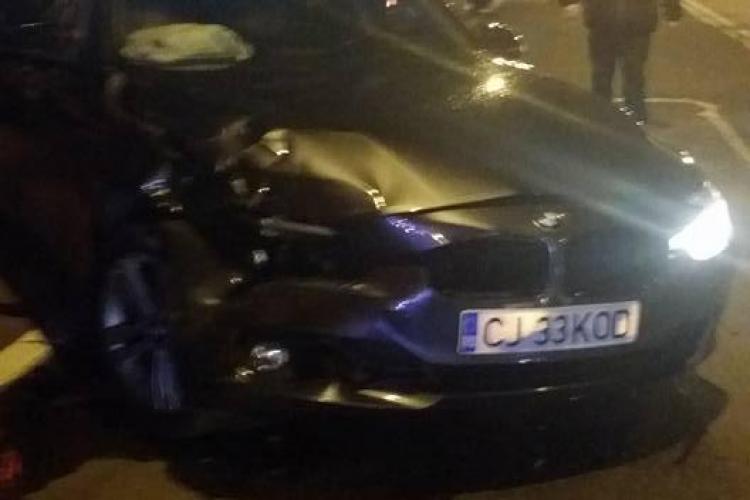 Un șofer a făcut DEZASTRU pe strada 21 Decembrie, din Cluj. Patru persoane au fost rănite, iar șapte mașini au fost lovite FOTO
