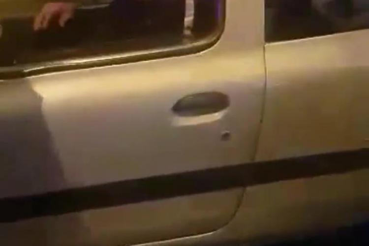 Bețiv prins la volan pe străzile Clujului! A fost filmat când a fost oprit de poliție - VIDEO