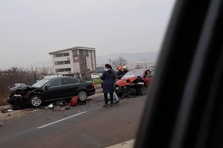 Accident grav pe Varianta Zorilor - Mănăștur. Cel mai periculos drum din oraș e IGNORAT de autorități - FOTO