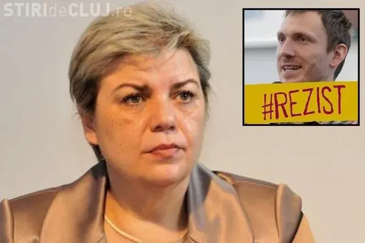 Un clujean a zburat alături de Sevil Shaideh și i-a spus: Cum vă simțiți sa faceți parte din guvernul care distruge Romania