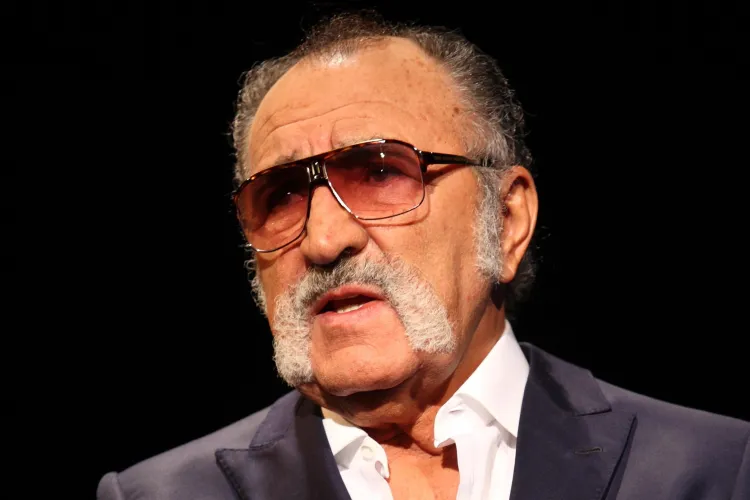 Ion Ţiriac explică: ”Între hoţ şi prost, îl prefer pe HOŢ”
