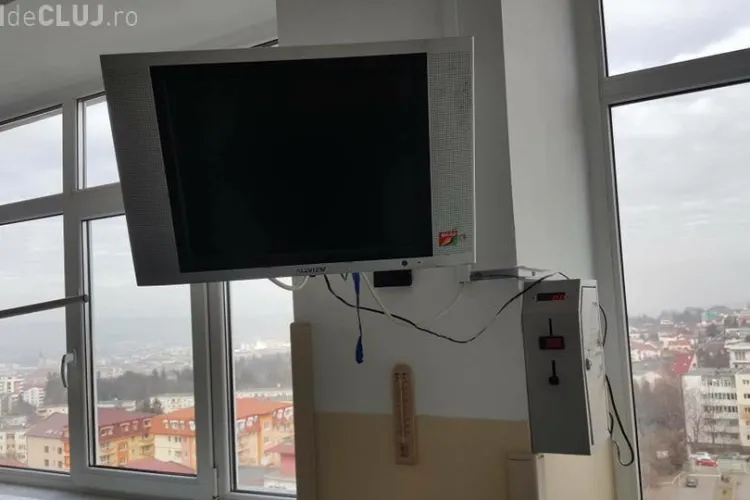 Pacienții plătesc 2 lei să se uite la TV: ”În pușcărie e gratis”