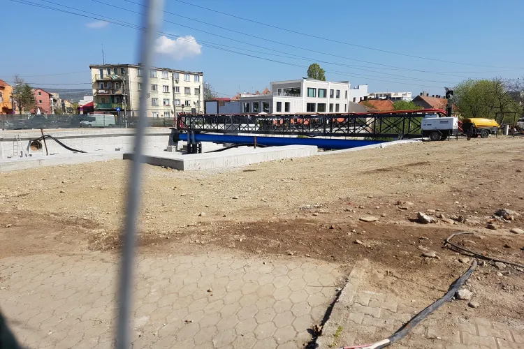 La Podul Traian NU se lucra deloc! ”Probabil nu mai au acum ce face!” - VIDEO