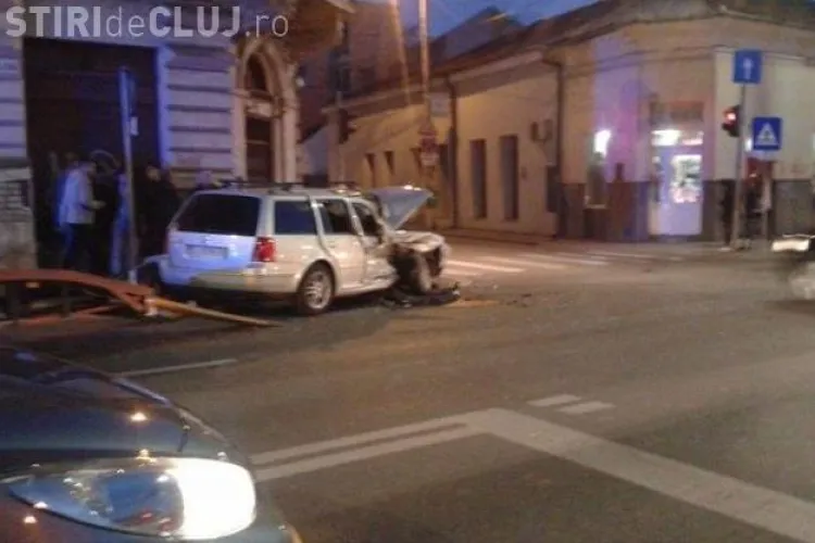 Accident pe Moților! Trei persoane au fost rănite, inclusiv un bebeluș de 7 luni - VIDEO