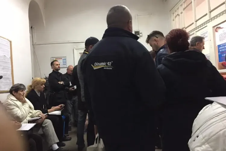 Primarul Emil Boc se laudă cu eliberarea unui certificat de urbanism online in 24 de ore. Ce i-a transmis un clujean