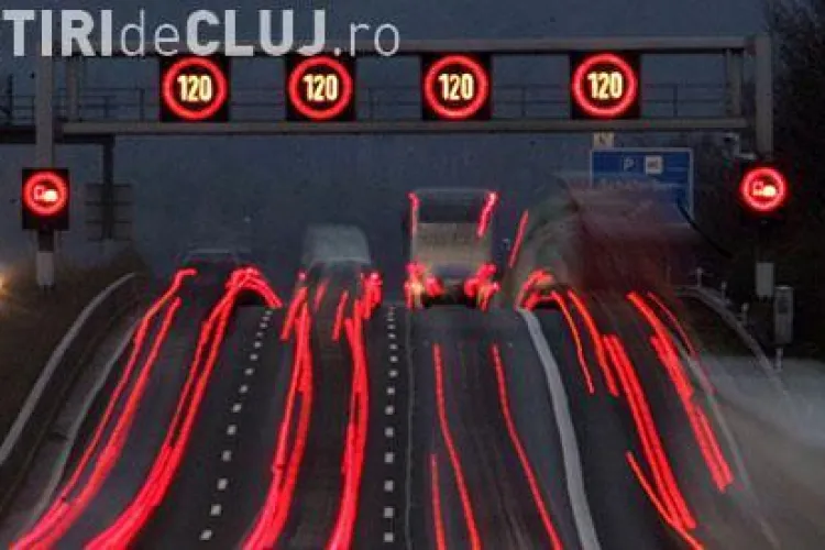 Primarul Emil Boc ar fi preferat benzi reversibile în centrul Clujului. Specialiștii se opun