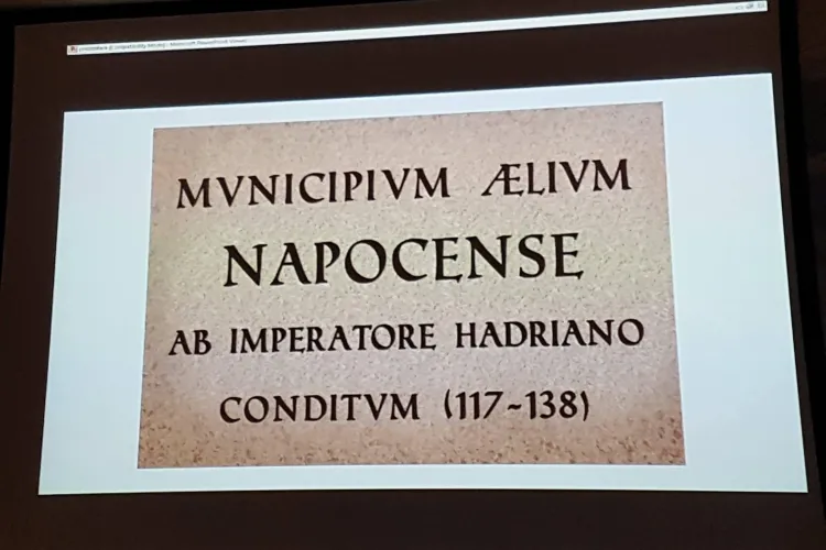 Boc: ”Vom amplasa plăcuțe multilingve la intrare în oraș”- Cum vor arăta acestea