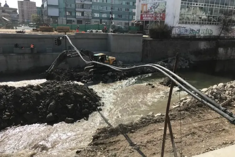 Viceprimarul Gheorghe Șurubanu: ”Continua lucrările la podul Traian”. Comentariile sunt EPICE