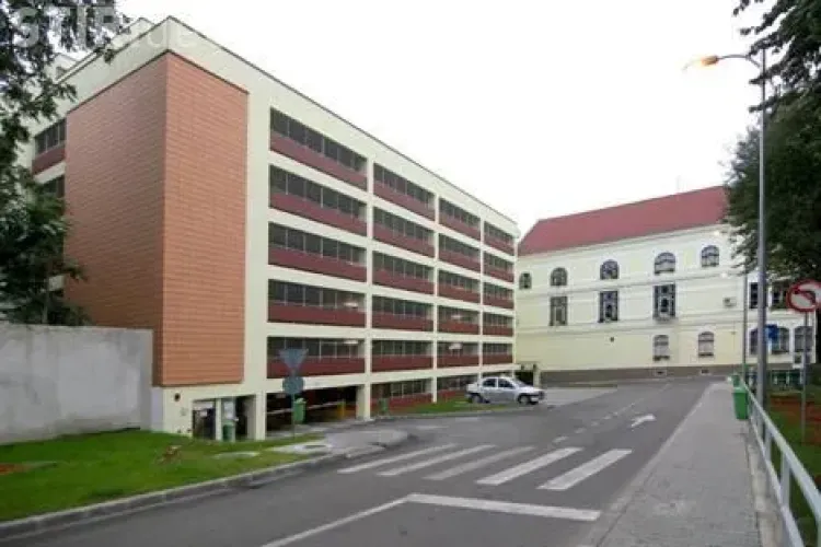 Primăria Cluj-Napoca recunoaște că parkingul Moților se blochează zilnic