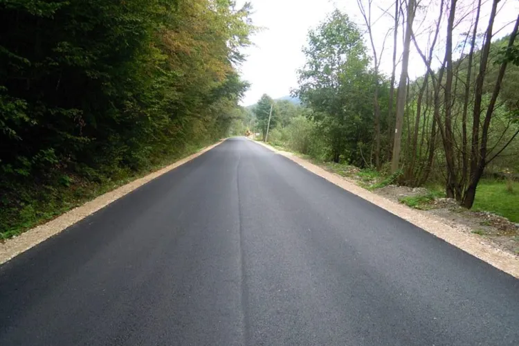 Amplu program de modernizare a drumurilor județene din Cluj. Ce zone sunt vizate