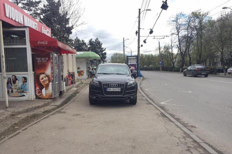 Cluj - Așa parchezi când ești BOSS! Un clujean i-a blocat calea - VIDEO