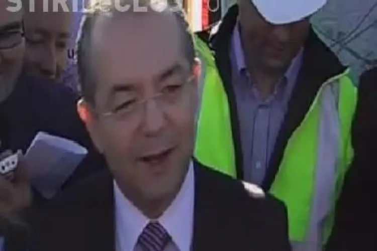 Reporter: In cati ani credeti ca se va incheia aceasta autostrada? Boc: Multumesc foarte mult pentru intrebare! - VIDEO