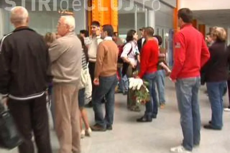 Cursele Tarom: Bucuresti - Cluj si Cluj - Viena, au intarziere din cauza cetii!