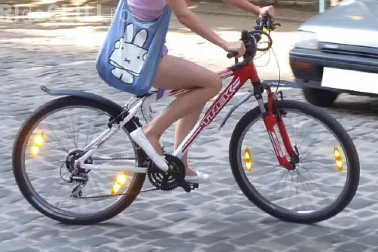 Doua minore, prinse de politisti din Zorilor, dupa ce au furat doua biciclete