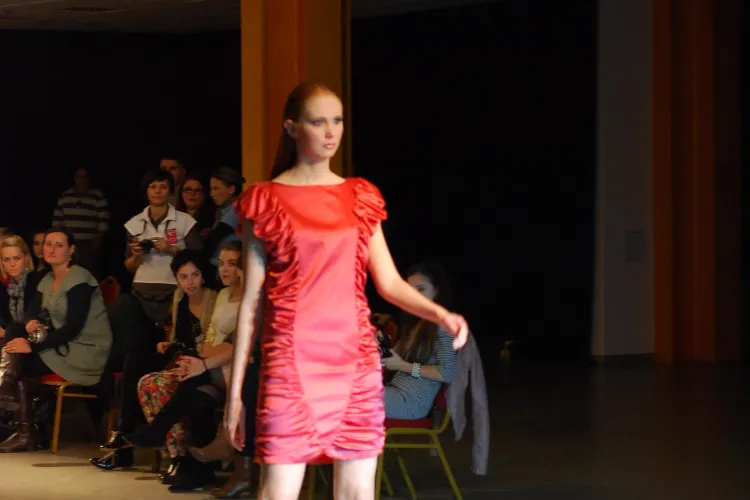 Tepele date de Cluj Fashion Week ies la lumina! Hotelierii se plang ca au pierdut zeci de mii de lei pe mana lui Mihai Chiver