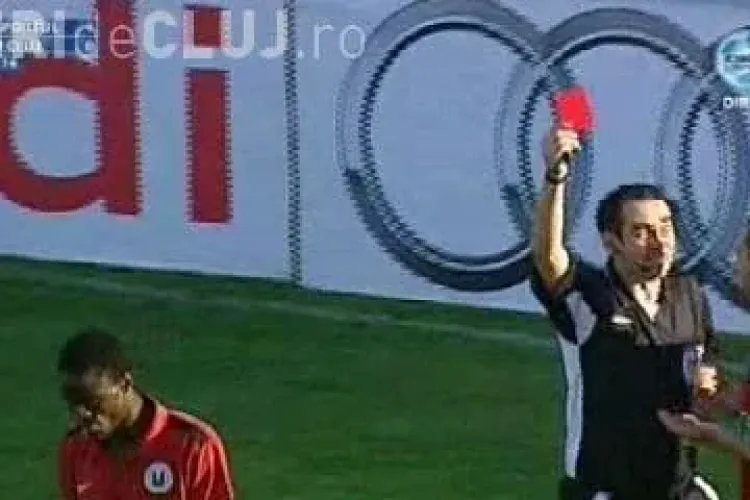 Gaston Mendy a fost eliminat dupa al doilea fault in careu. Varga a inscris! Sportul Studentesc - U Cluj 2-0 / VIDEO