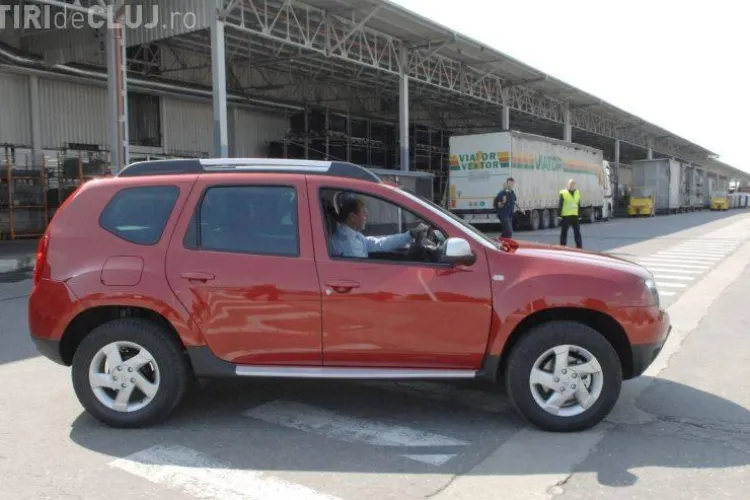 Emil Boc va testa autostrada Transilvania la bordul unui Duster rosu! Inaugurarea tronsonului Turda - Campia Turzii incepe la ora 11.00