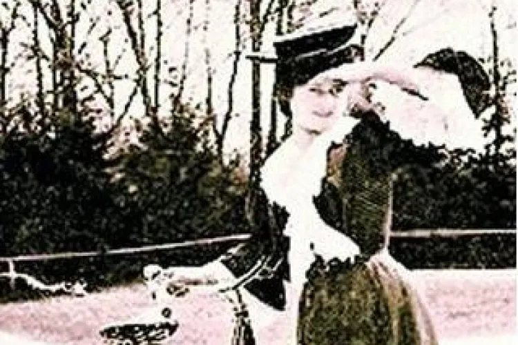 Coana "Mita Biciclista" a existat si a fost o femeie foarte frumoasa!