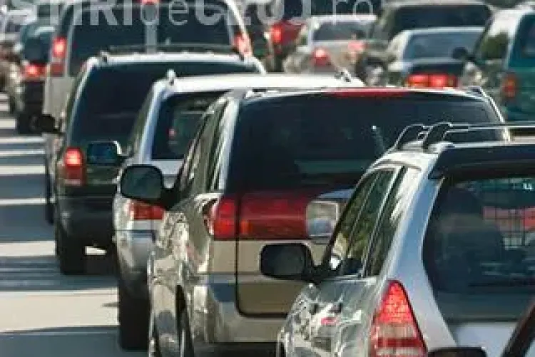 Ce s-a întâmplat în București după instituirea benzilor unice de transport în comun