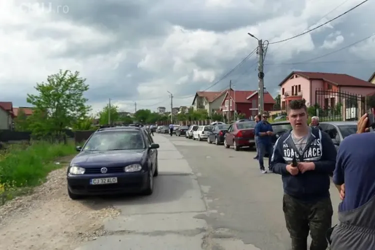 Protest în Chinteni față starea drumului DJ 109A Chinteni – Vultureni – Recea Cristur – Dealul Jurcii