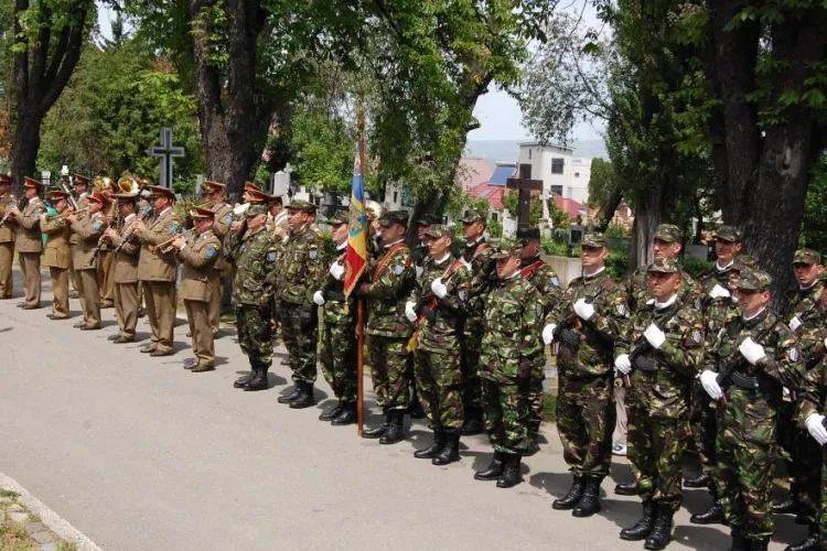 Evenimente speciale la Cluj, de Ziua Eroilor. Vezi ce organizează armata