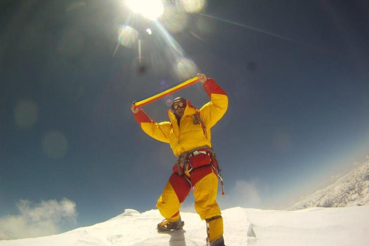 Alpinistul Horia Colibășanu a cucerit Everestul! A urcat fără oxigen și fără șerpași