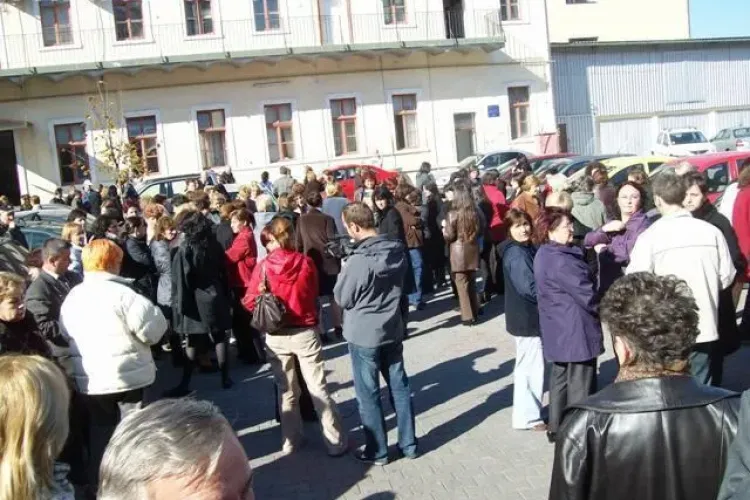 Grevă și la Finanțele Cluj pentru salarii mai mari