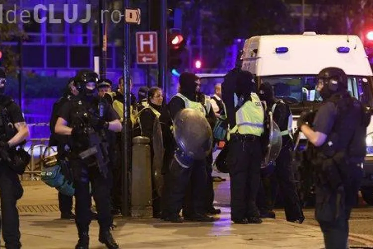 FOTO, VIDEO / ATACURI TERORISTE la Londra, soldate cu cel puţin şase morţi şi 30 de răniţi